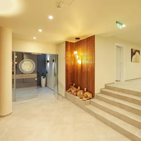 Modern 1Br Mountain View Spa Walk To Ski Lift בנסקו