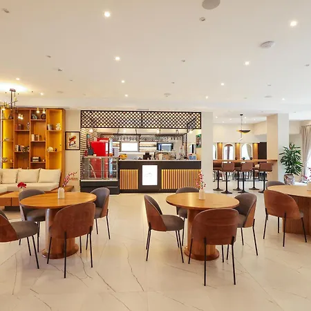 דירה Modern 1Br Mountain View Spa Walk To Ski Lift בנסקו