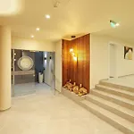 Stylish 1Br Bansko Balcony Walk To Ski Lift & Spa بانسكو