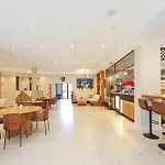 Stylish 1Br Bansko Balcony Walk To Ski Lift & Spa بانسكو
