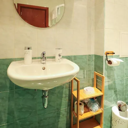 Modern 1br Mountain View Walk To Lift Апартамент *