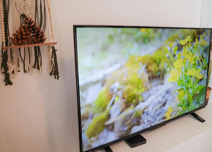 1br For 4 W Balcony View Near Lift 아파트